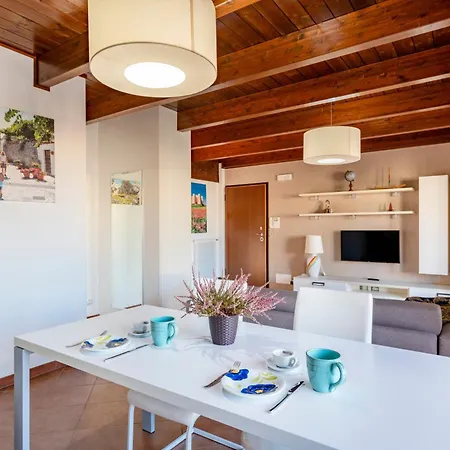 Apartman Attico Da Mare 14 *